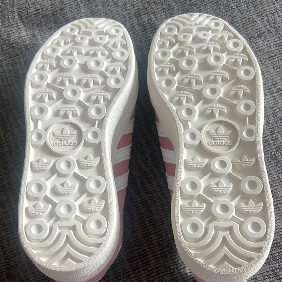 Adidas Women's Pink and White Platform Sneakers - Picture 10 of 12